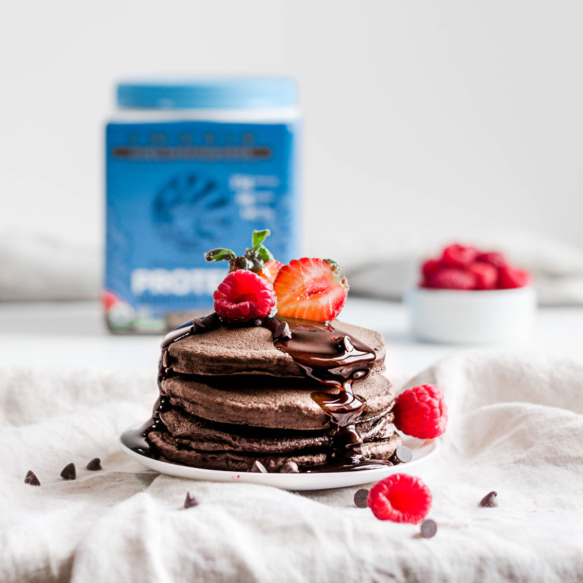 CHOCOLATE OAT PANCAKES