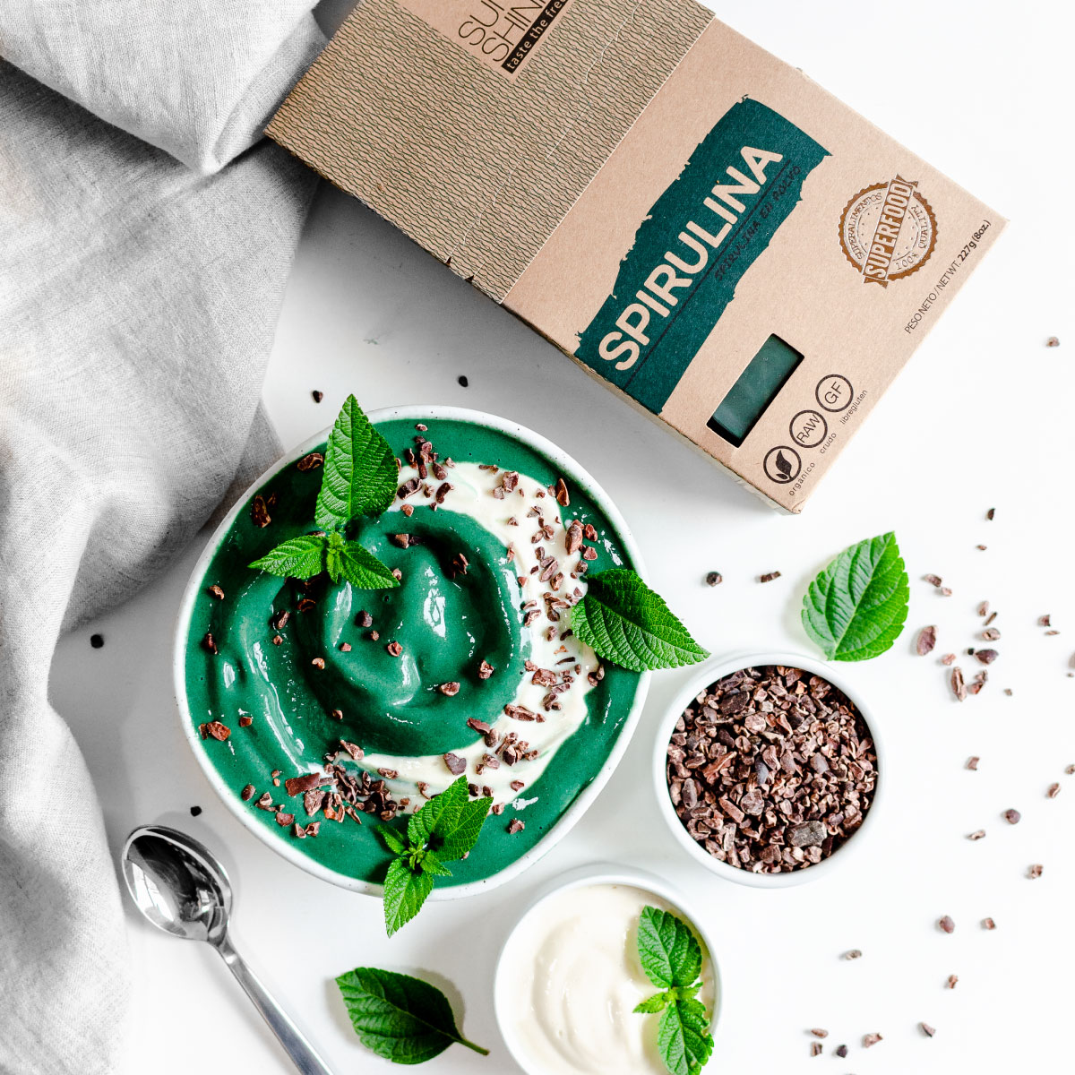 SPIRULINA PASSION FRUIT SMOOTHIE BOWL